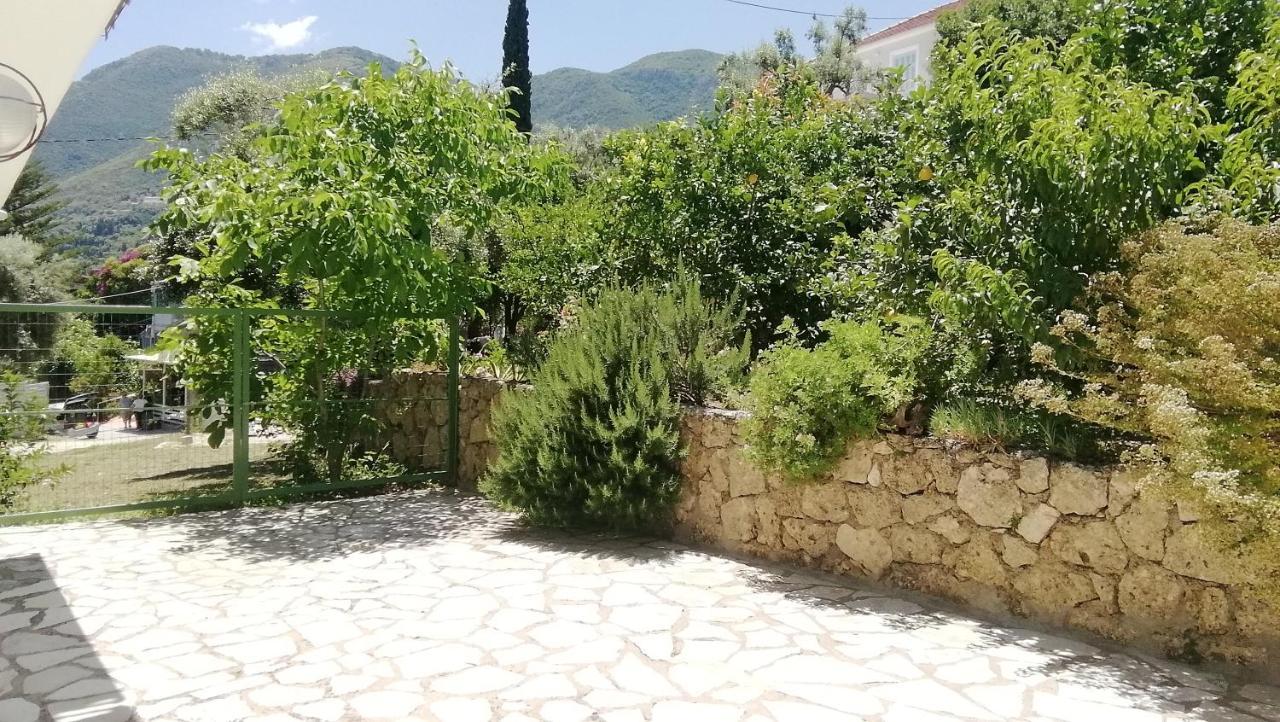 Villa Galanos Nikiana Exterior foto